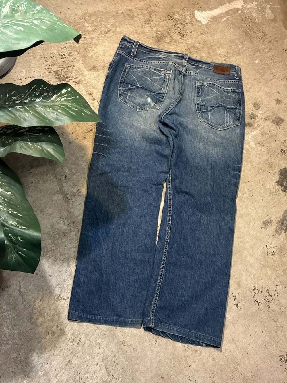 BKE Men's Blue Distressed Denim Jeans Size 34x32
